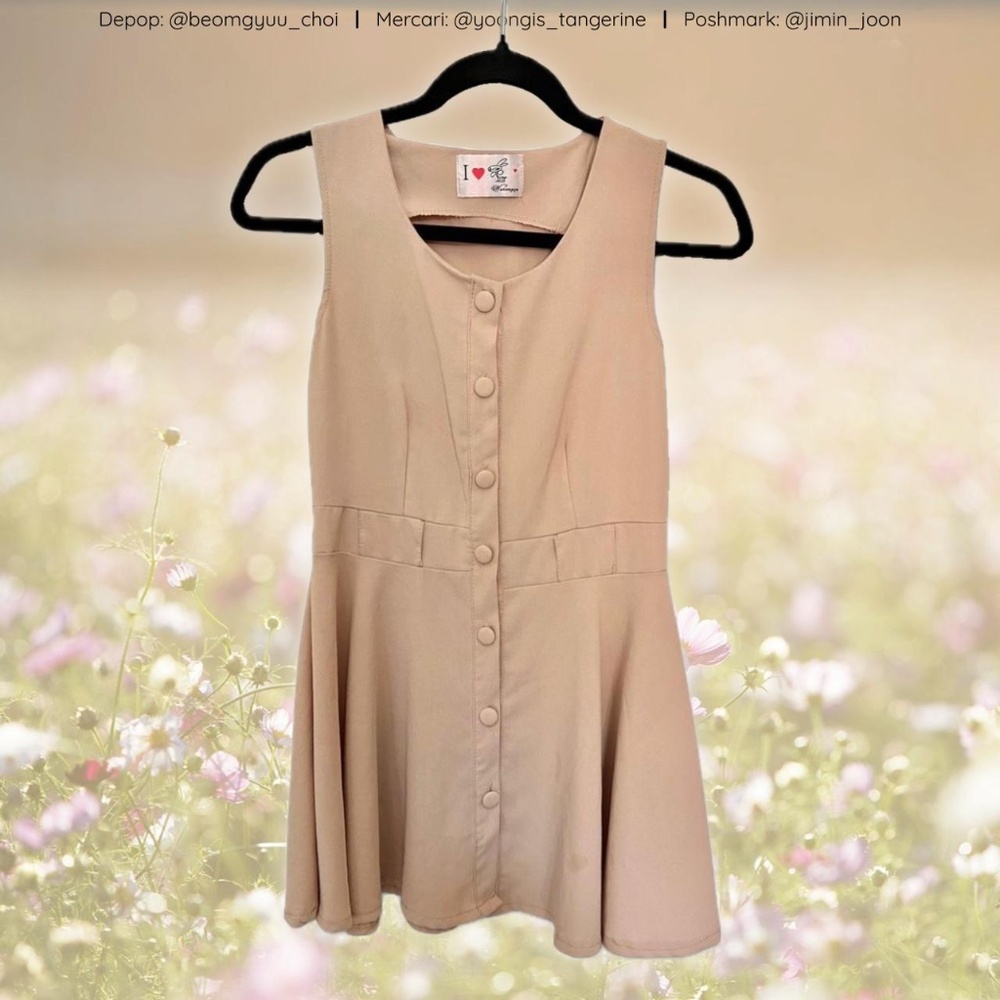 Beige vintage dress ✨